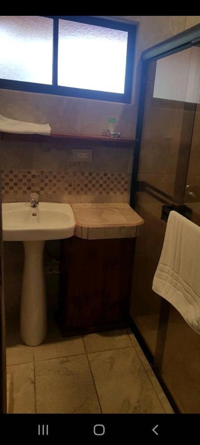 Hotel La Cueva Limon Ngoại thất bức ảnh